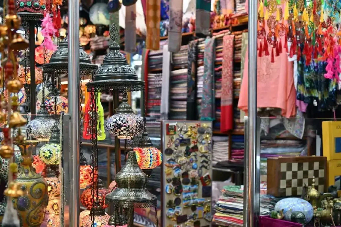 Souq di Muttrah: Il Mercato più Antico dell'Oman